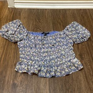 Flower off the shoulder, flow crop top